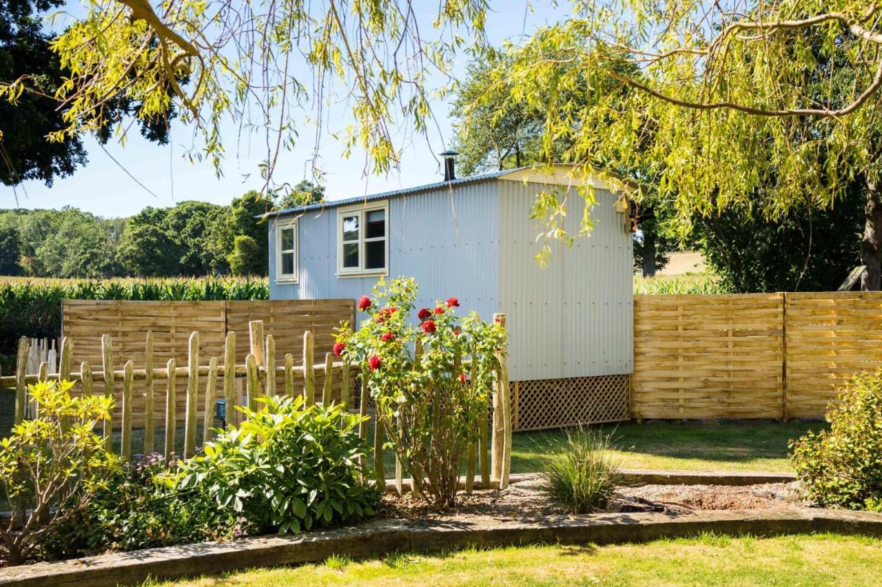 The Hideaway Hut - 1 Bed Shepherds Hut - Hereford Apartamento Exterior foto